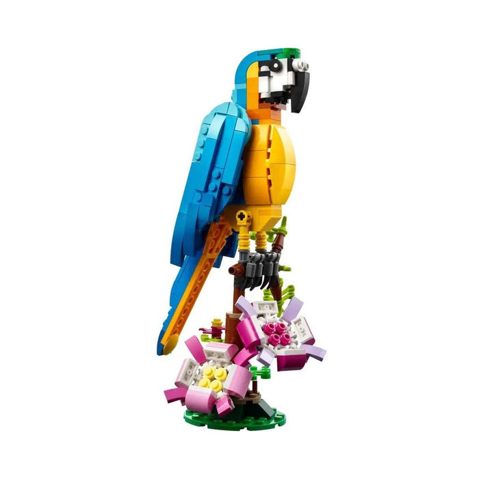 LEGO® Creator_ 3in1 Exotic Parrot (31136)-1