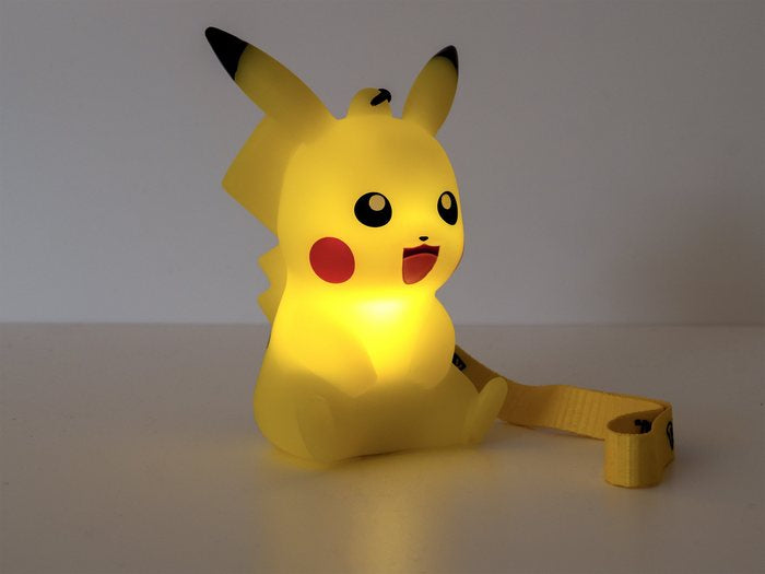 Pokémon -  light Pikachu 9 cm