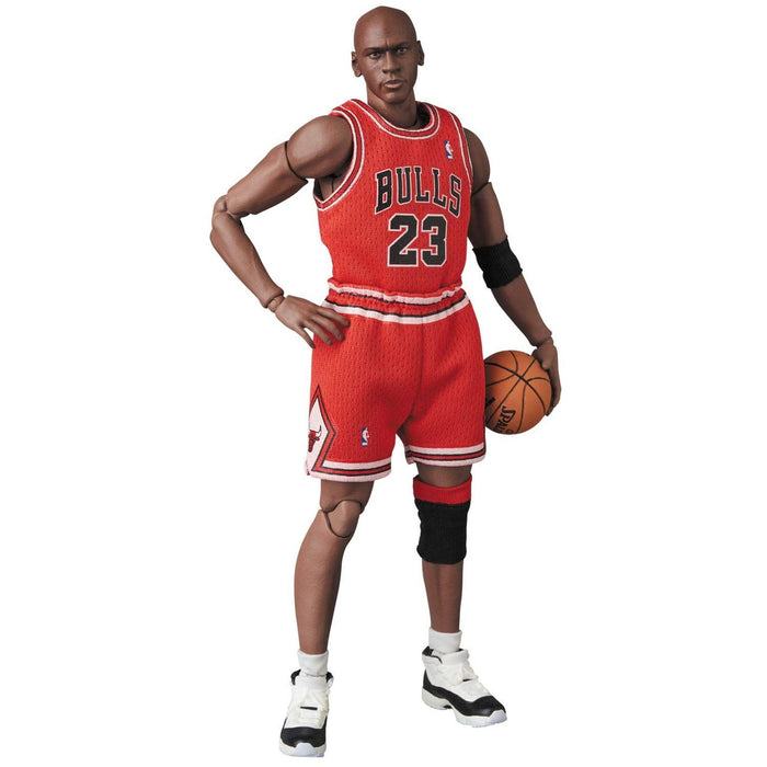 Medicom MAFEX 100 Michael Jordan Chicago Bulls Action Figure da Collezione