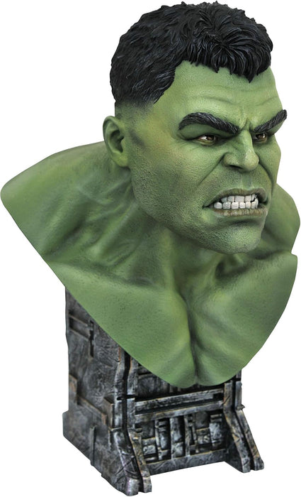 Diamond Select Toys Legends in 3D Marvel Movie Thor Ragnarok Hulk 1/2 Scale Bust