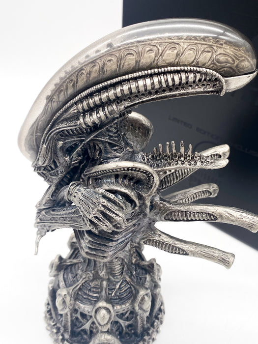Alien Special Edition Pewter Mini Bust – Palisades toys édition limitée