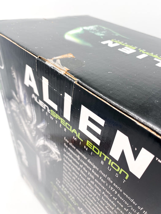 Alien Special Edition Pewter Mini Bust – Palisades toys édition limitée