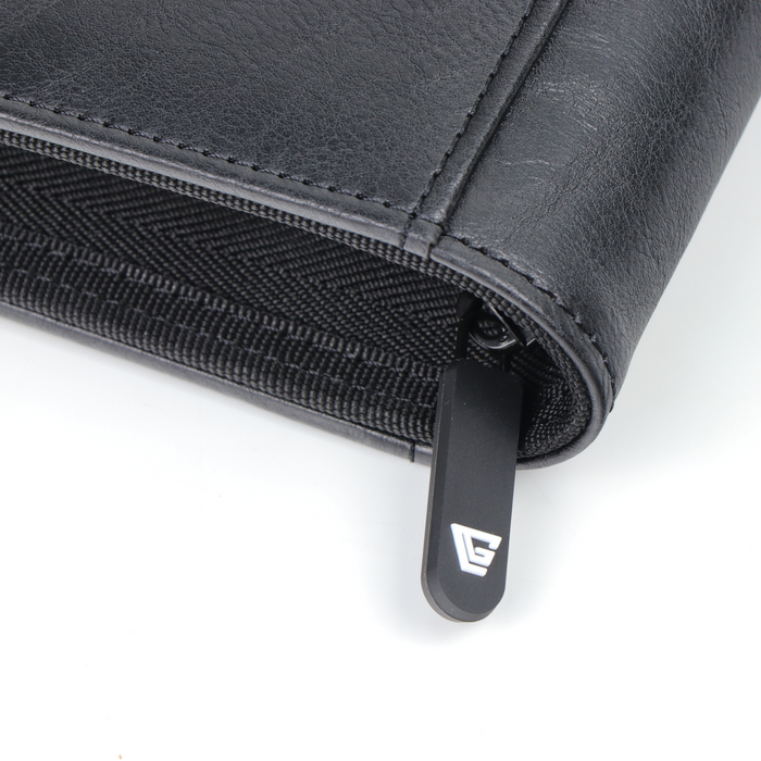 https://cdn.shopify.com/s/files/1/0584/5486/8162/products/ZipperToploaderbindersBlack112pockets.png?v=1751032036