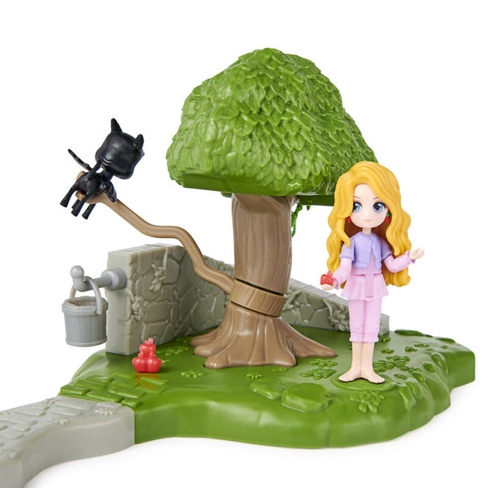 Wizarding World Harry Potter Luna Magical Creatures Scenario-1