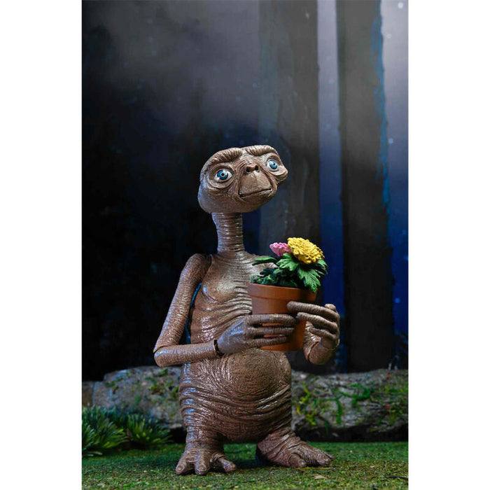 E.T. The Extra-Terrestrial 40 Anniversary E.T Ultimate figure 12cm-1