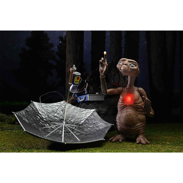 E.T. The Extra-Terrestrial 40 Aniversario E.T Ultimate deluxe figure 12cm-3