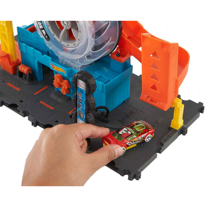 Hot Wheels Super Twist Tire Shop-4
