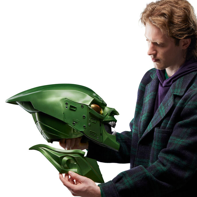 Marvel Spider-Man: No Way Home Green Goblin Premium Roleplay Helmet-9