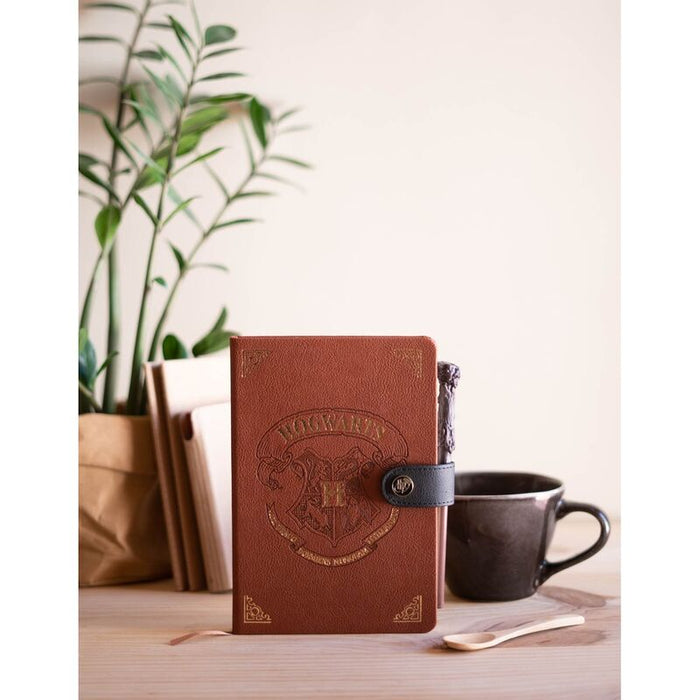 Harry Potter Hogwart A5 premium notebook + wand pen-5