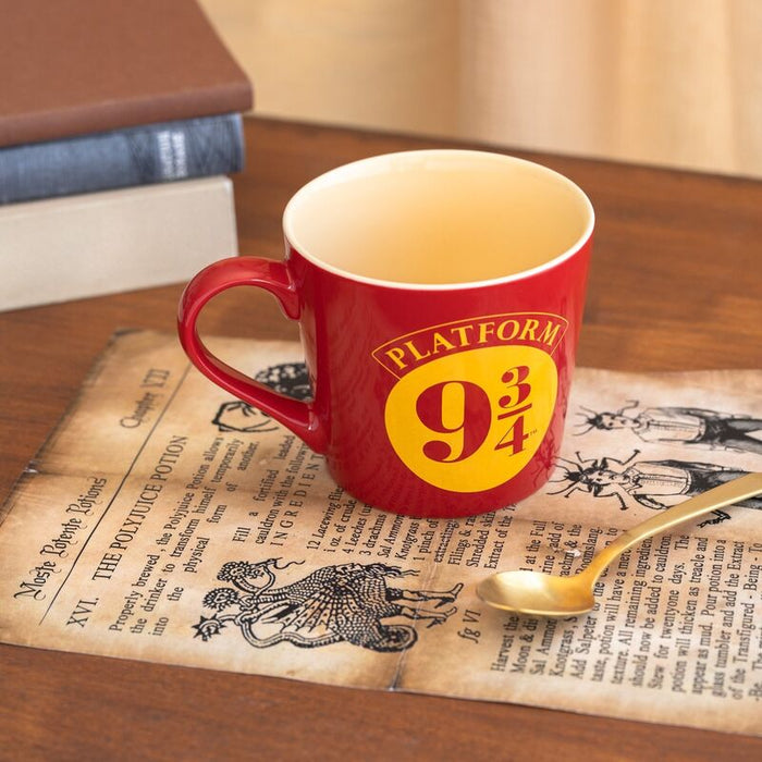 Harry Potter Platformn 9 3/4 premium mug-4