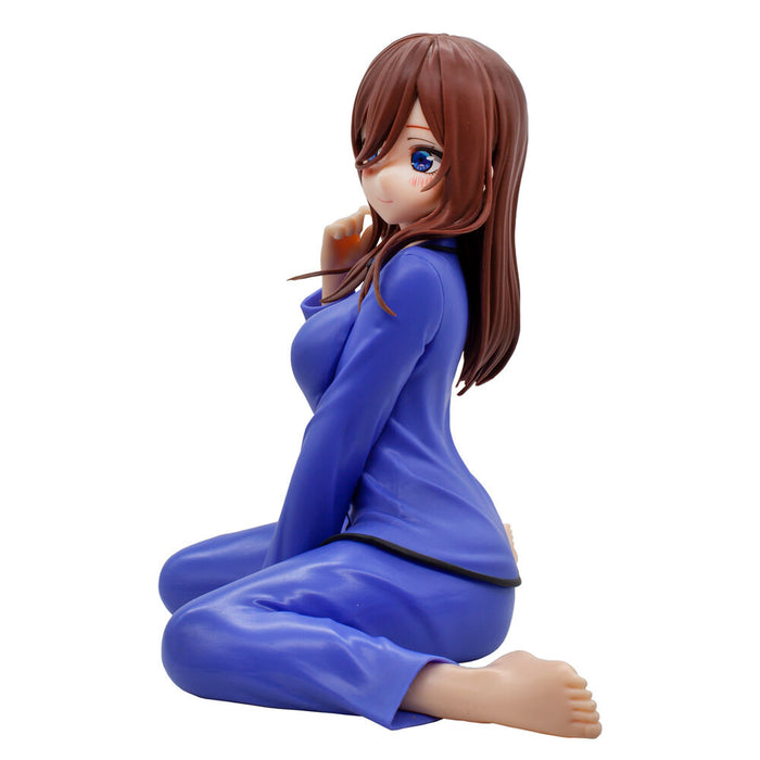 The Quintessential Quintuplets Miku Nakano Relax Time figure 12cm-1