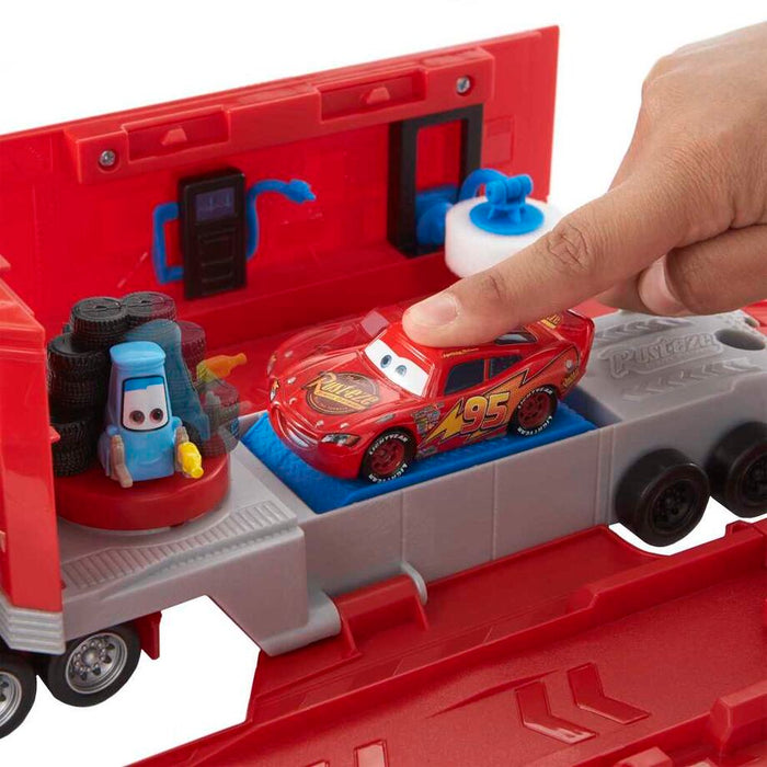 Disney Cars Transforming Mack playset-5