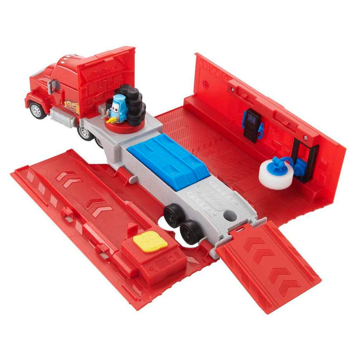 Disney Cars Transforming Mack playset-6