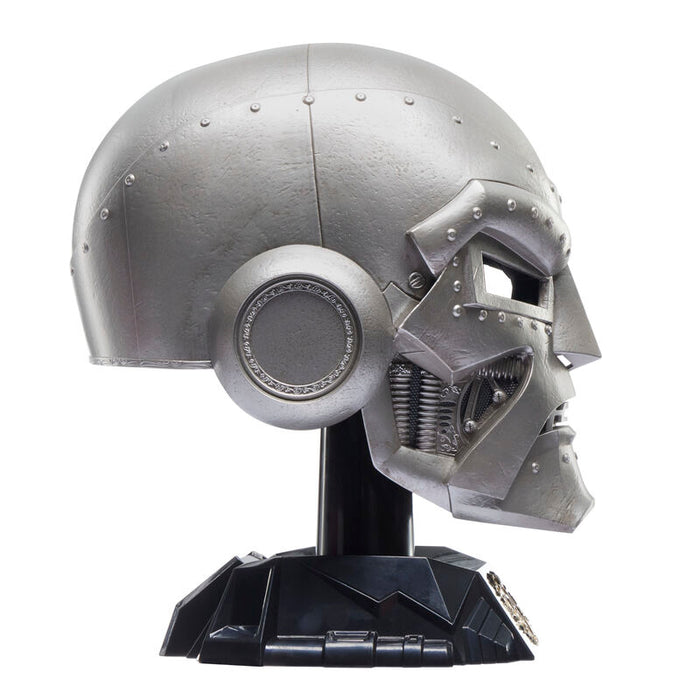 Marvel Legends Doctor Doom premium roleplay helmet-8