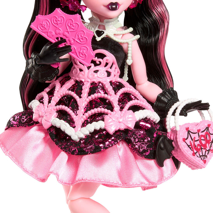 Monster High Scary Sweet Birthday 1600 Draculaura doll-5