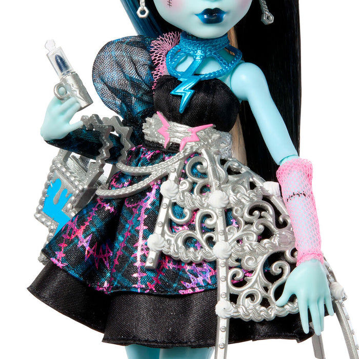 Monster High Scary Sweet Birthday 1600 Frankie Stein doll-5