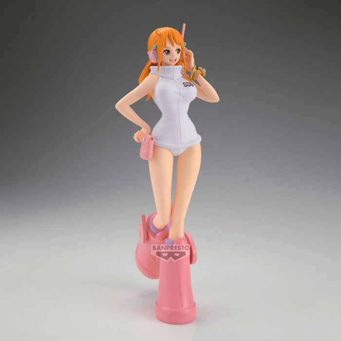 One Piece Nami Egghead Style Glitter & Glamours figure 23cm-3
