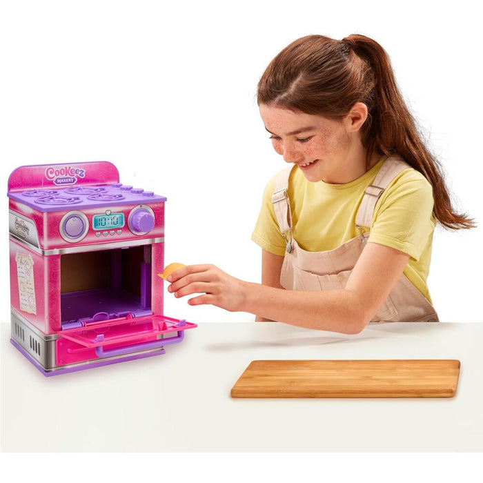 Cookeez Makery Magic Oven Interactive plush toy-4