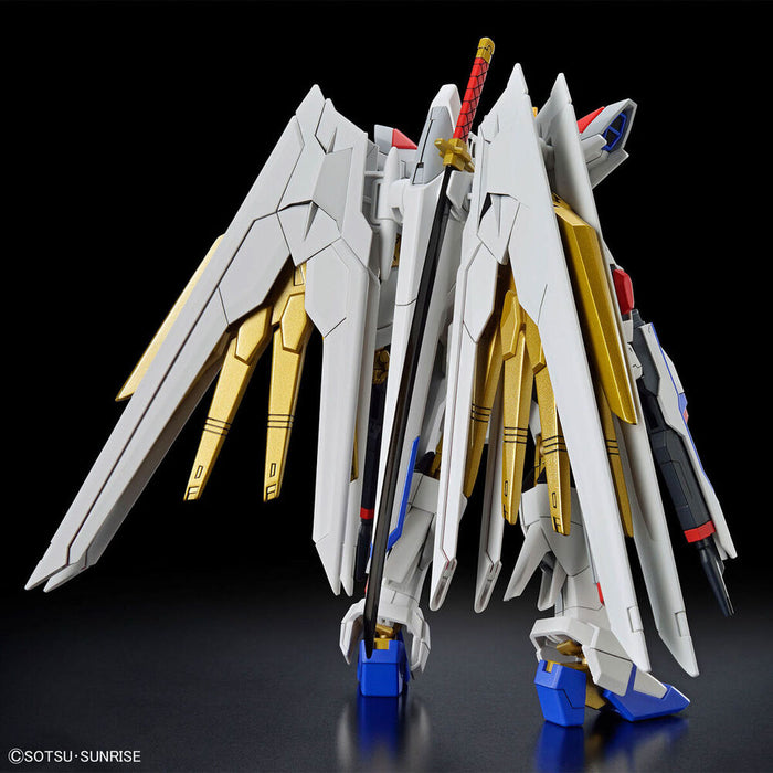 Model Kit HGCE 1/144 Mighty Strike Freedom Gundam-4