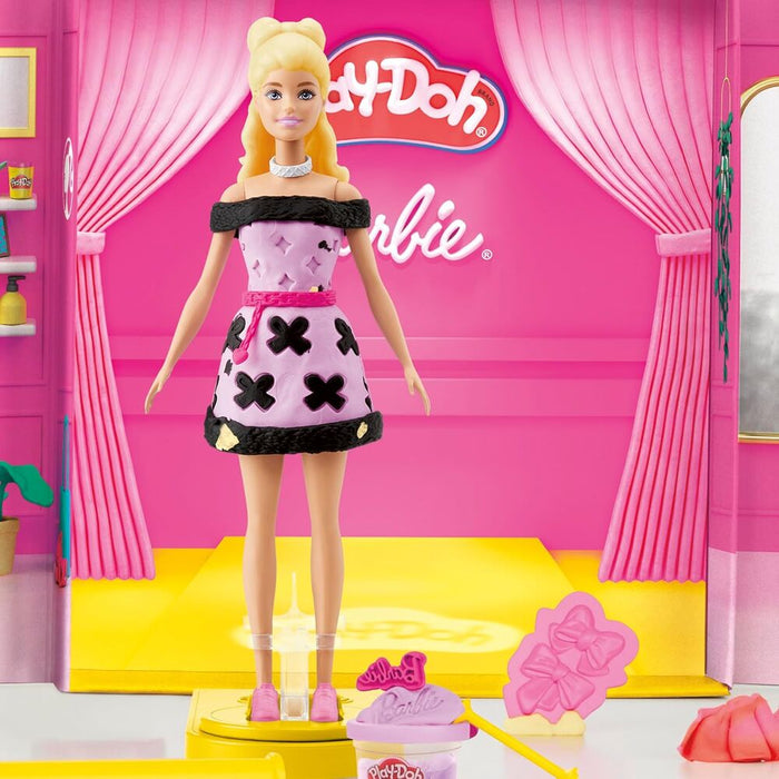Play-Doh Barbie Designer Fashion show-7