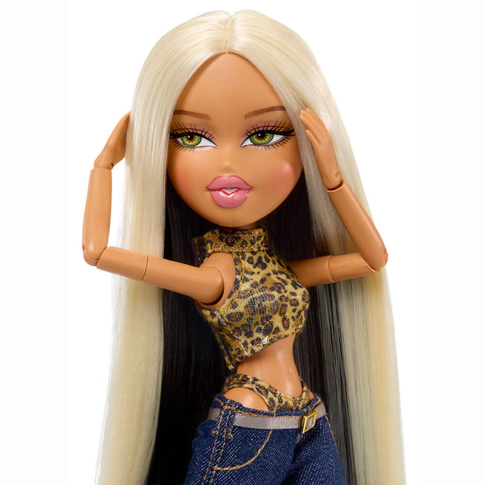 Bratz Lola Indigo doll-15