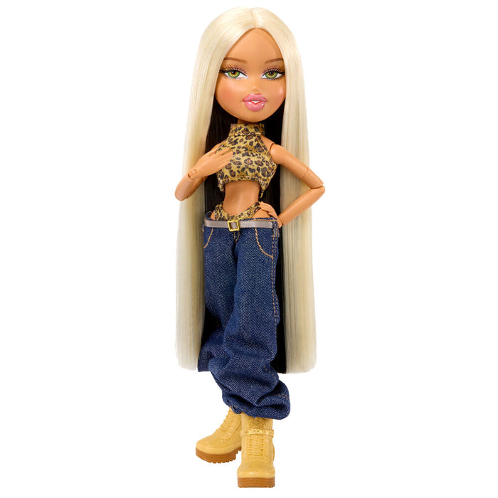 Bratz Lola Indigo doll-12